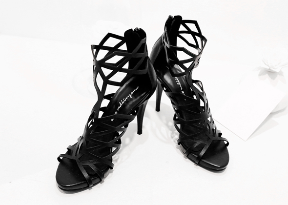 black spider heel